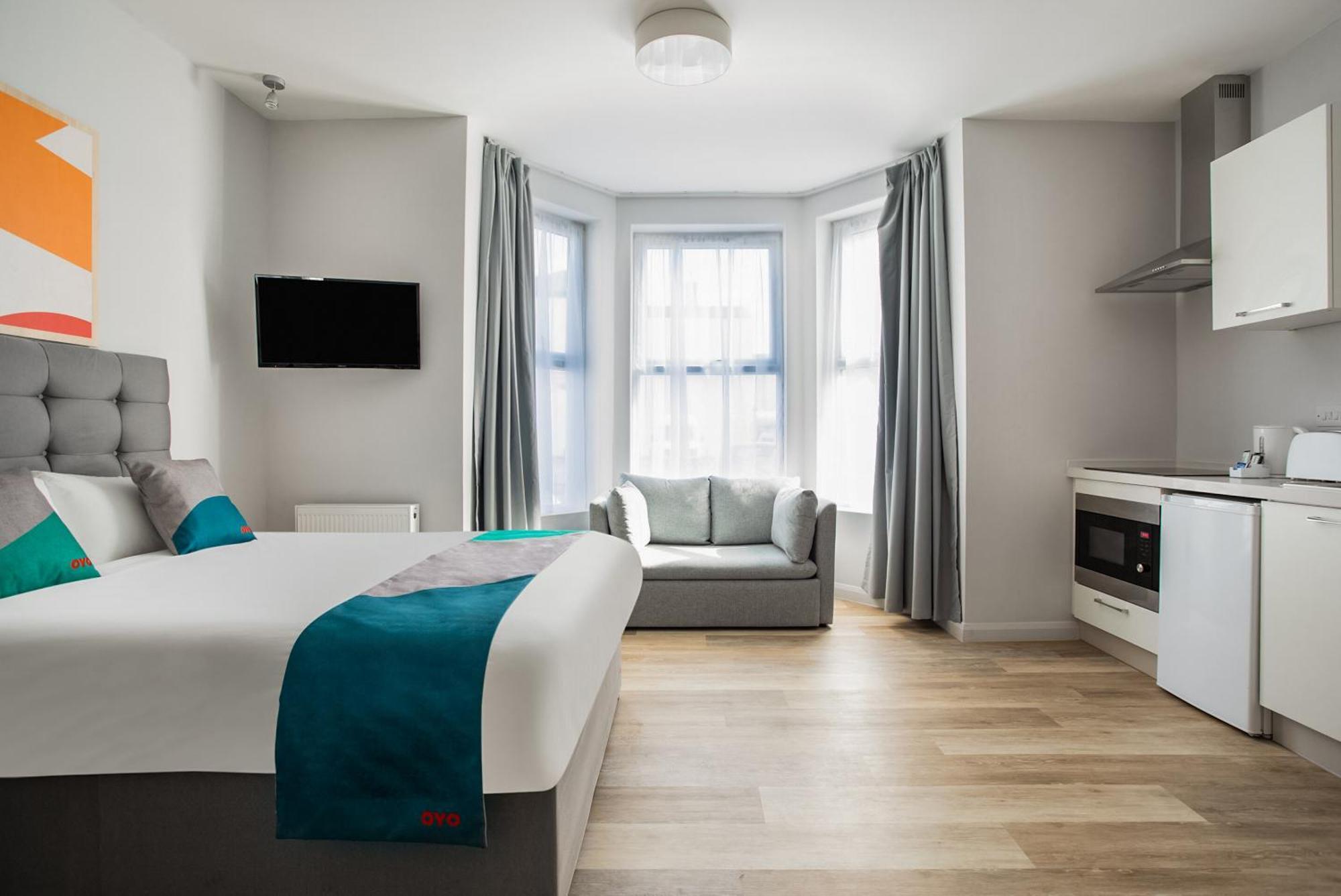 Oyo Studiotel Gy - Modern Hotel Apartments Great Yarmouth Exterior photo